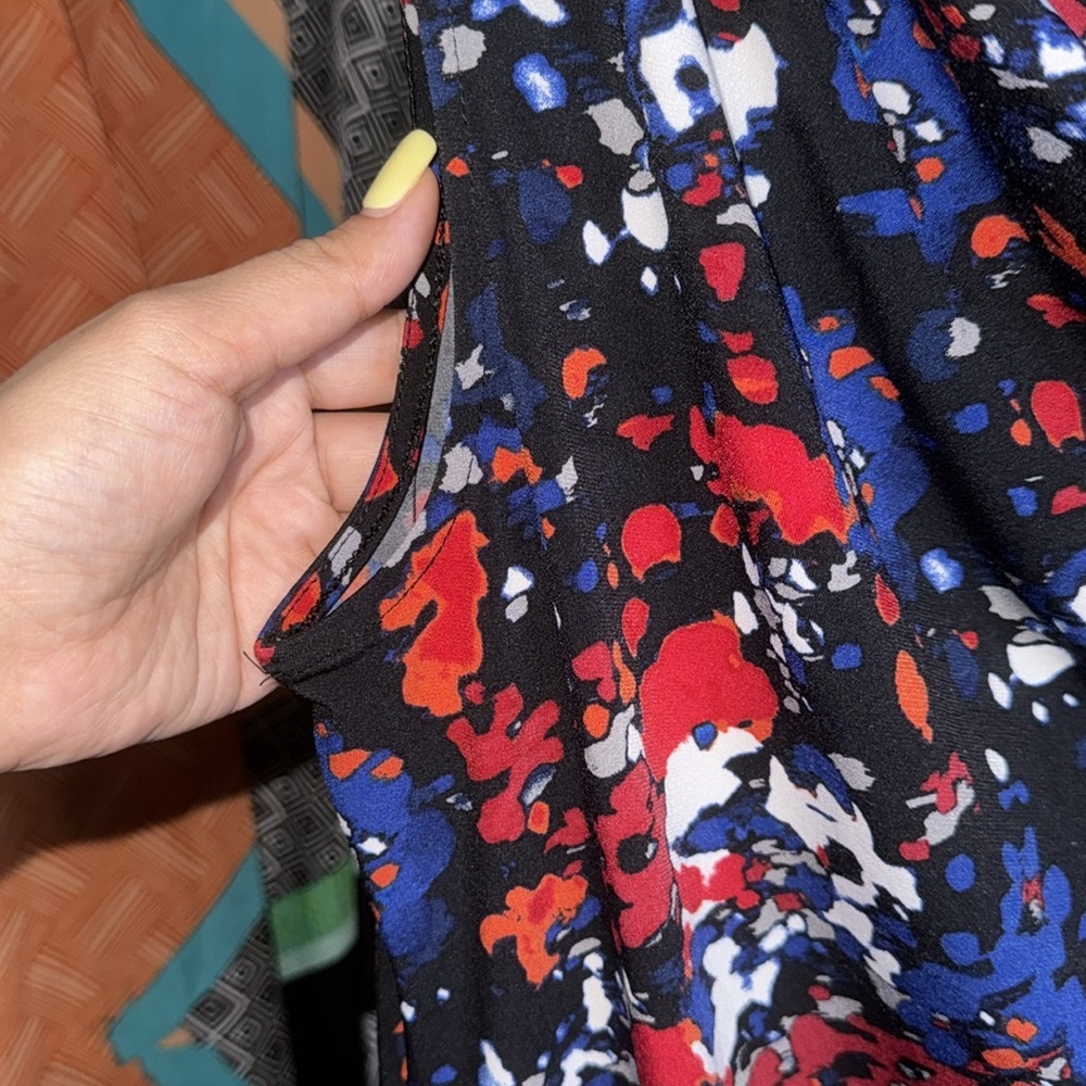 George-  Women's multi color drape neck sleeveless blouse Size Small - Picture 6 of 10